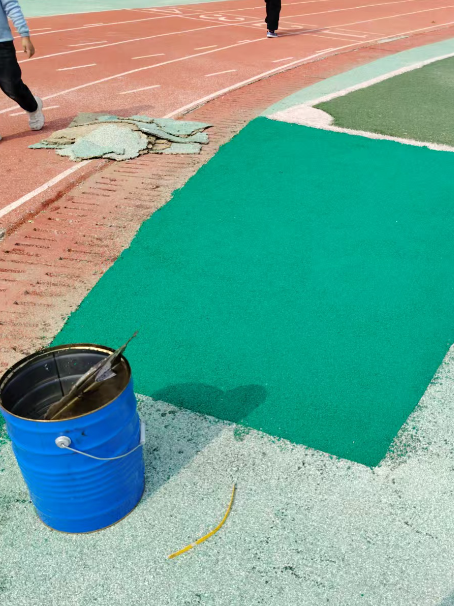 武汉球场翻新修补改造专项服务介绍